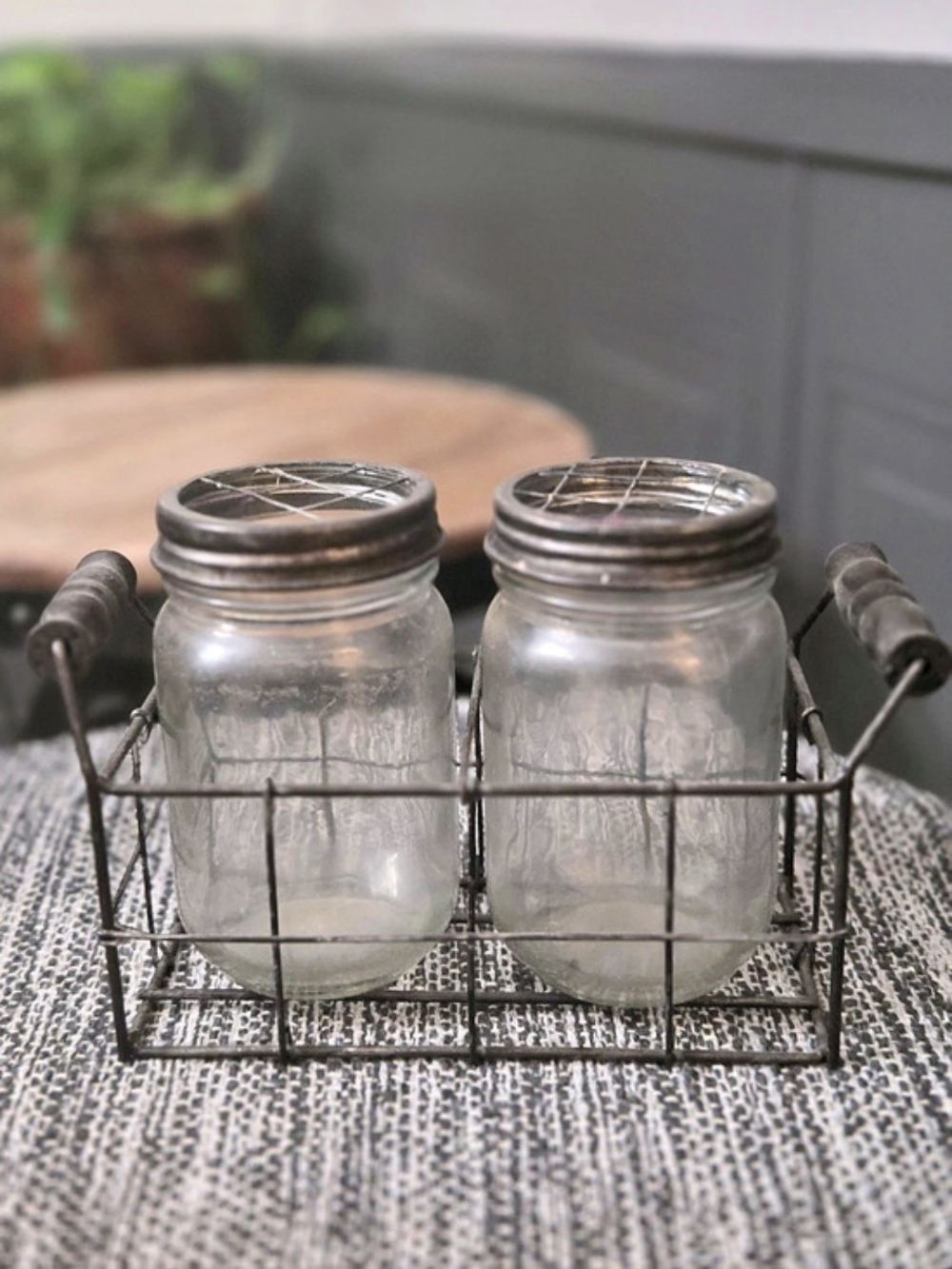 Glass Vase Jar Set with Wire Holder